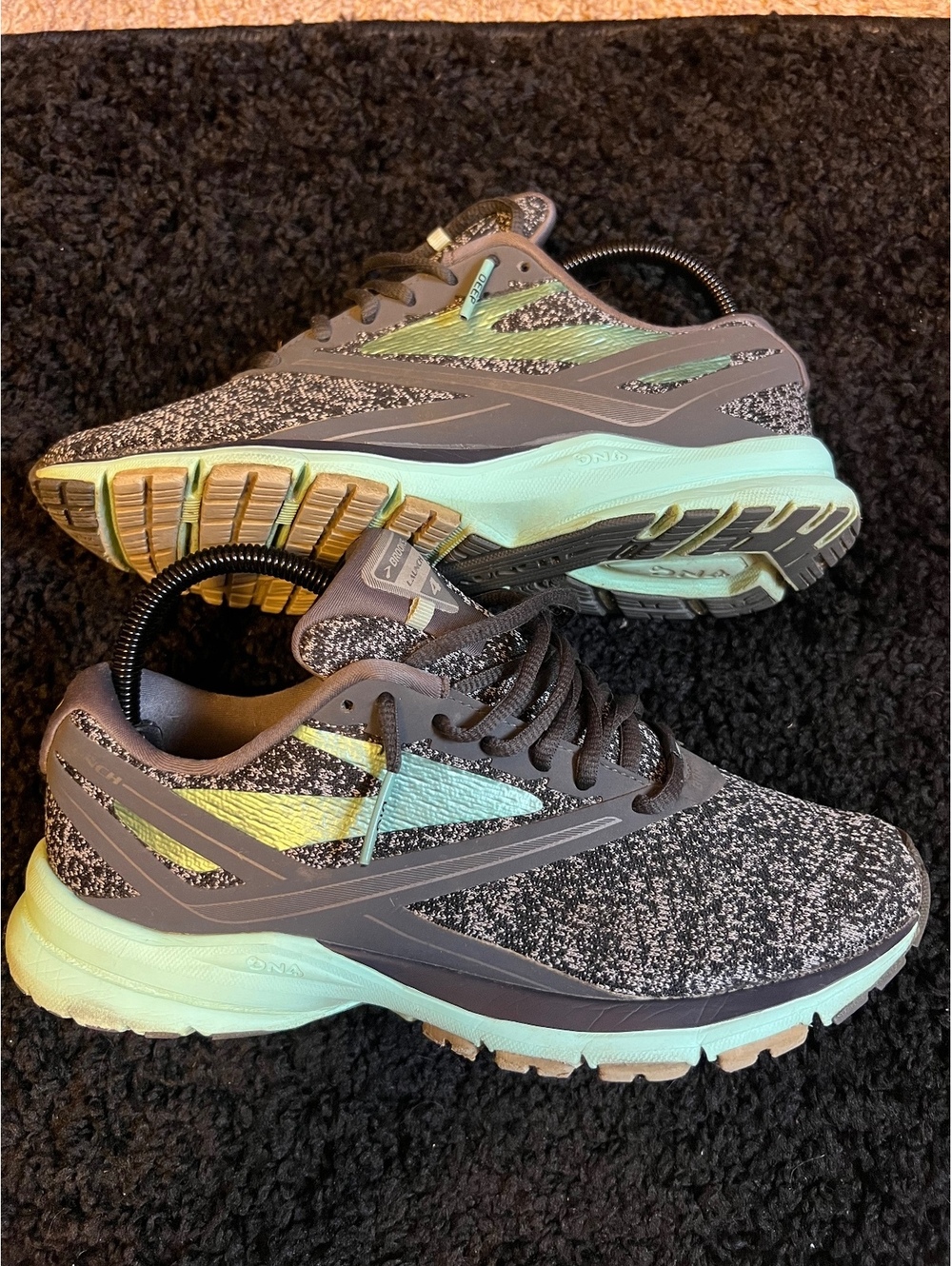 Brooks Launch 4 Black Blue